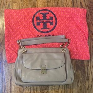 Tory Burch bag with gold chain shoulder straps